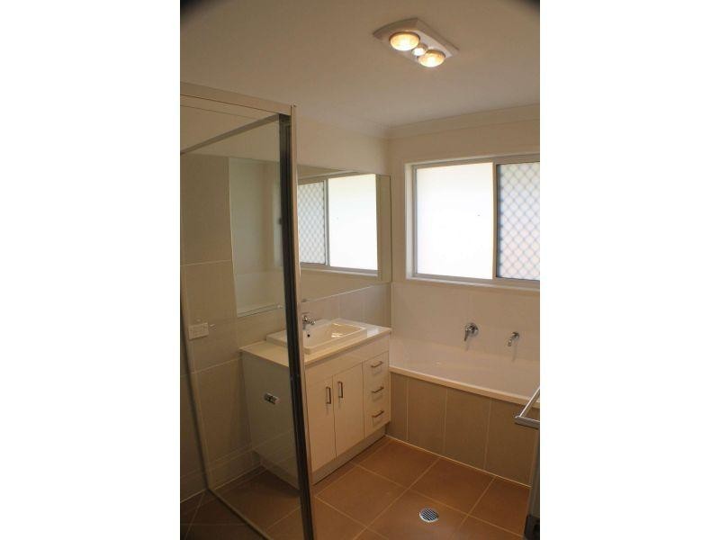 8 Stairway Street, Coomera QLD 4209