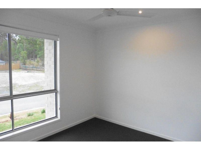1/17 Velox Circuit, Upper Coomera QLD 4209
