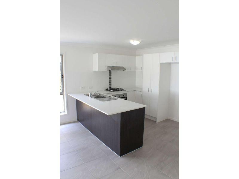6 Sulzberger Court, Pimpama QLD 4209