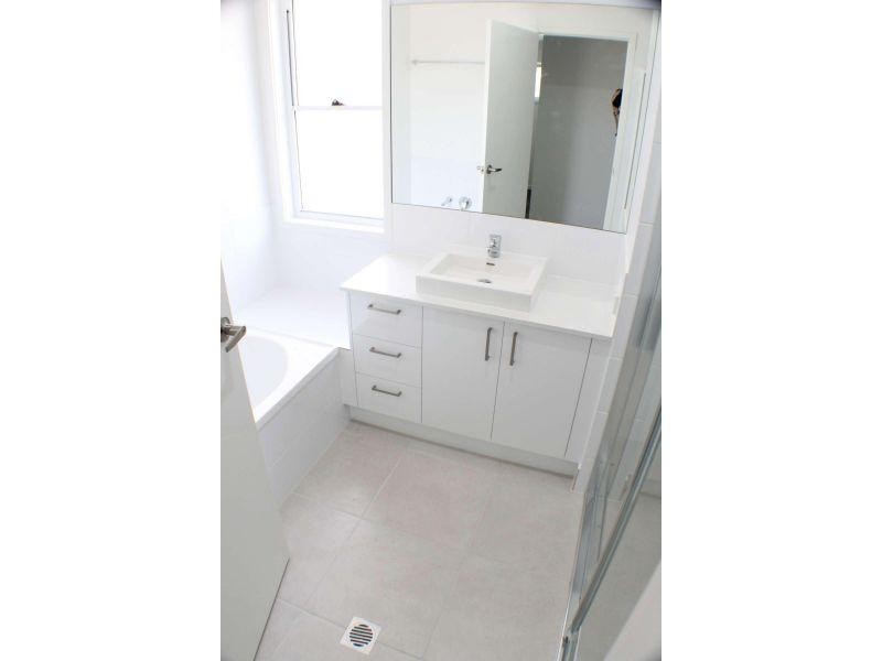 23 Hollyoak Crescent, Pimpama QLD 4209