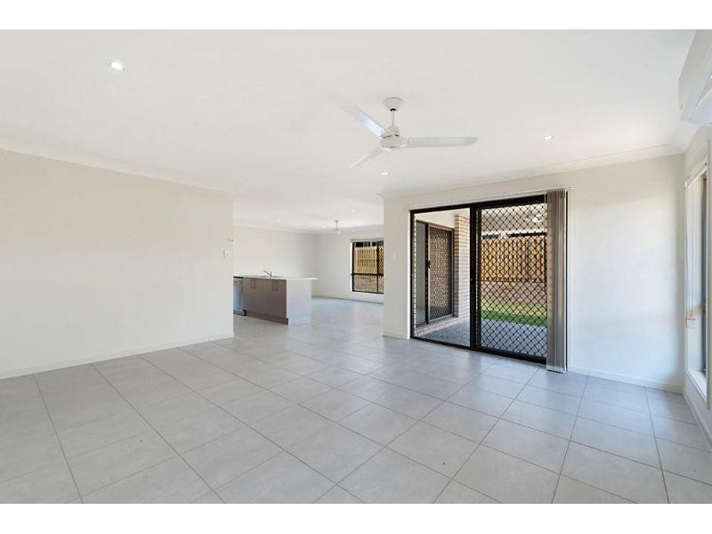 41 Flora Terrace, Pimpama QLD 4209