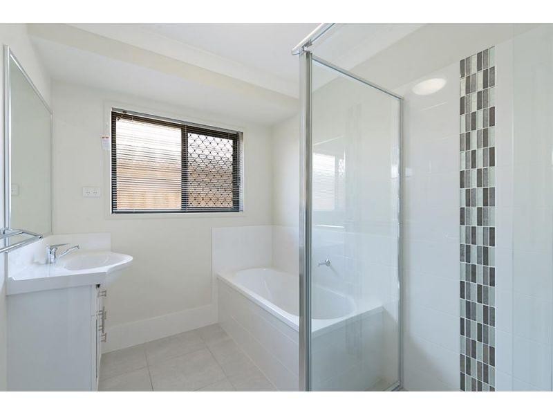 41 Flora Terrace, Pimpama QLD 4209