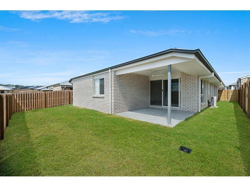 103 Dixon Drive, Pimpama QLD 4209
