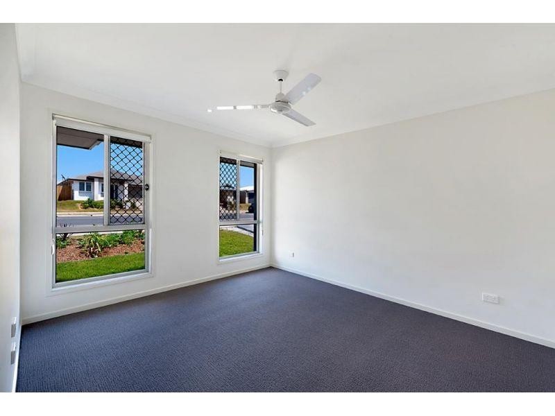 103 Dixon Drive, Pimpama QLD 4209
