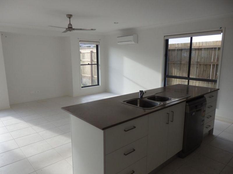 21 Ludlow Crescent, Ormeau Hills QLD 4208