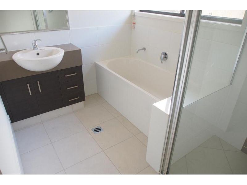 21 Ludlow Crescent, Ormeau Hills QLD 4208