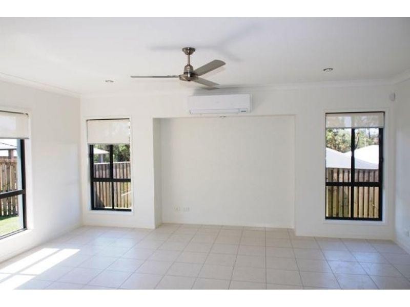 16 Dayflower Street, Upper Coomera QLD 4209