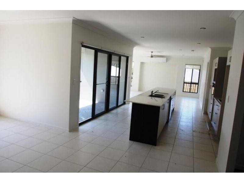 16 Dayflower Street, Upper Coomera QLD 4209