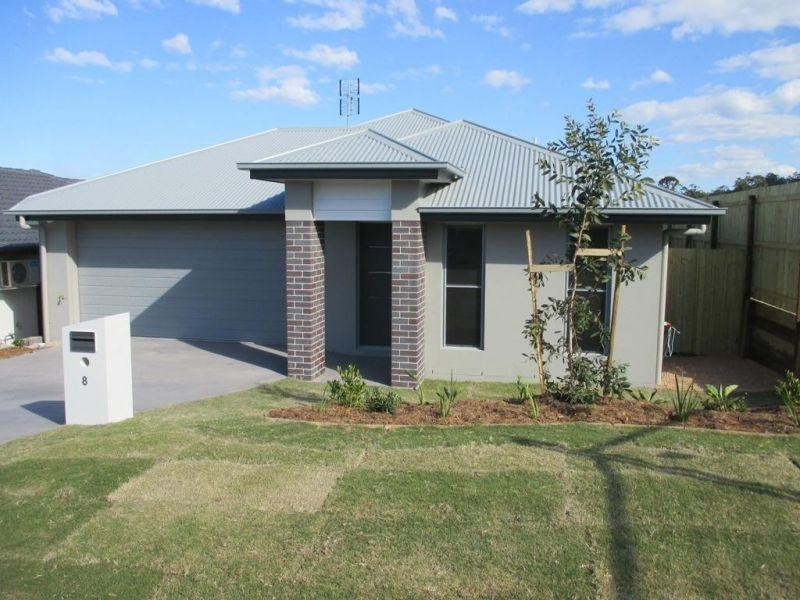 8 Gresswell Crescent, Upper Coomera QLD 4209
