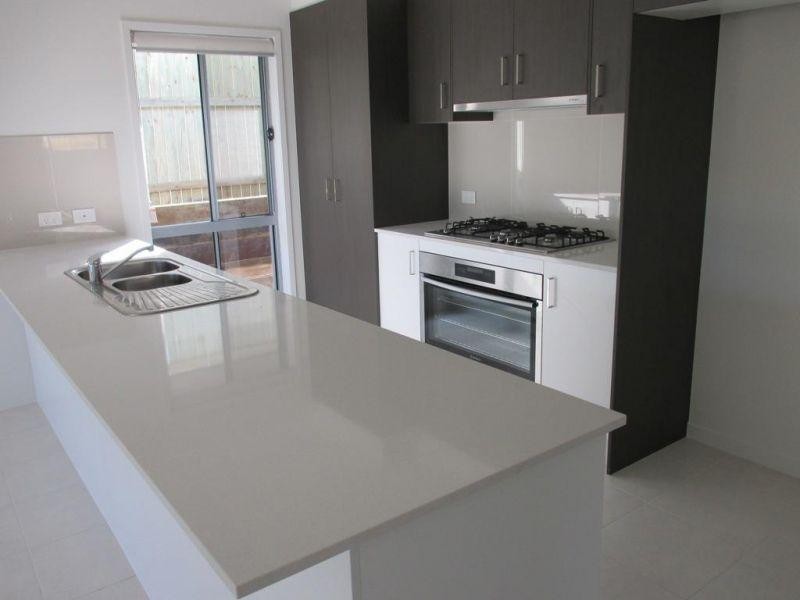 8 Gresswell Crescent, Upper Coomera QLD 4209