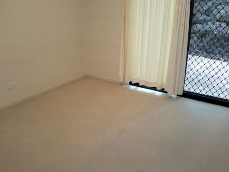 7/180 Carmody Road, St Lucia QLD 4067