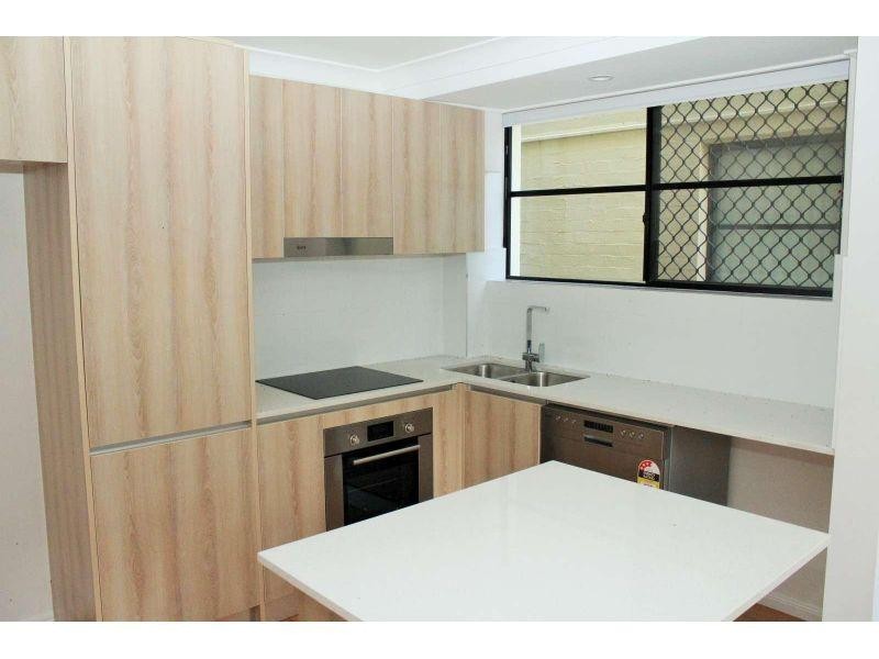 8/12 Bailey Street, New Farm QLD 4005