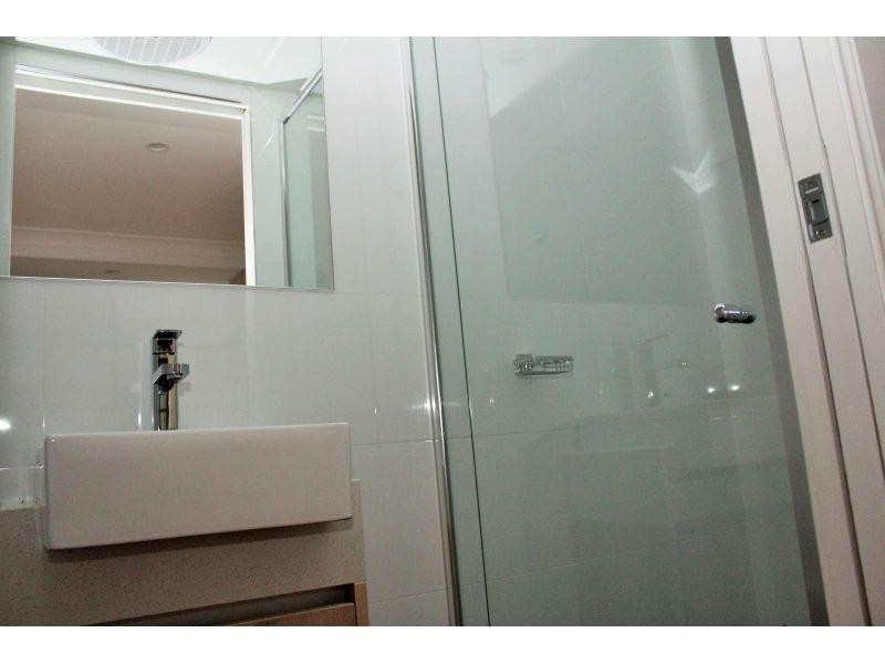 8/12 Bailey Street, New Farm QLD 4005