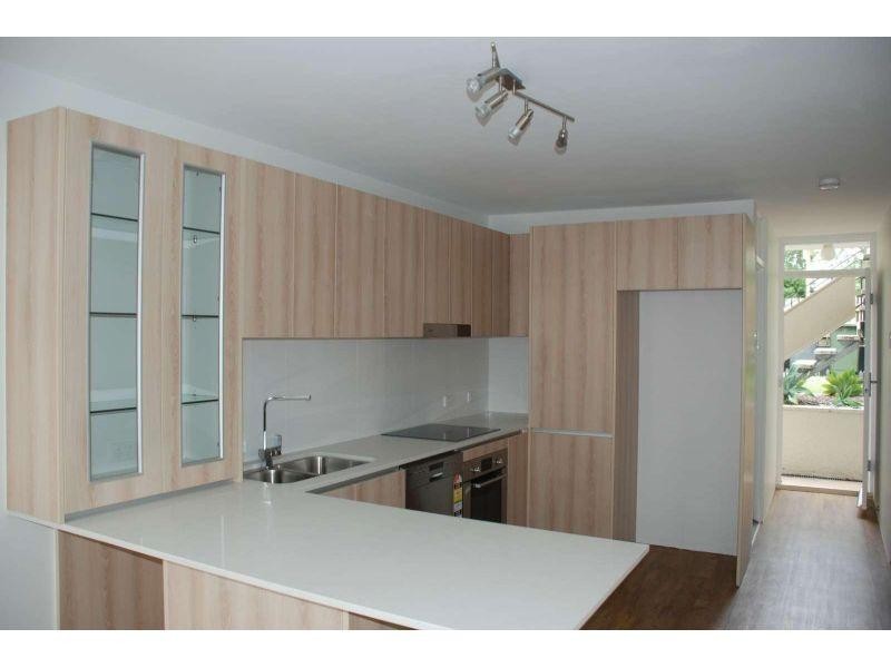 4/35 Windsor Road, Red Hill QLD 4059