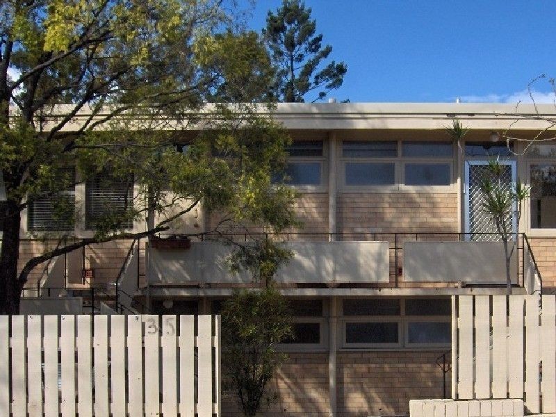 4/35 Windsor Road, Red Hill QLD 4059