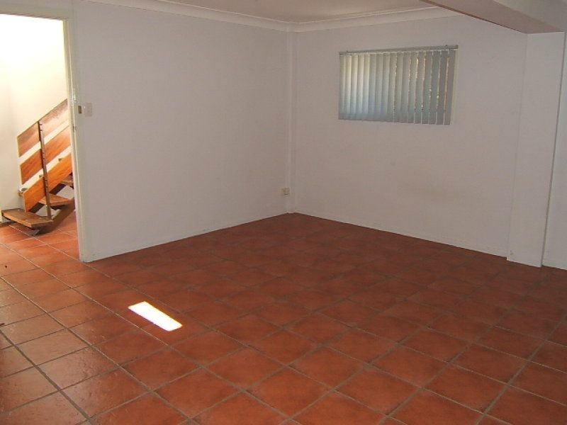 5 Teenan Street, Ferny Hills QLD 4055