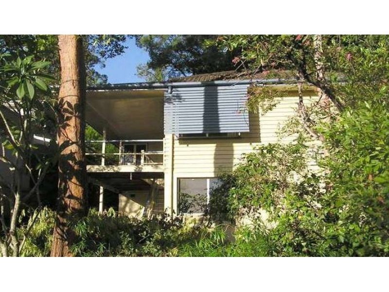 76 Orchard Terrace, St Lucia QLD 4067