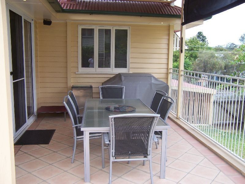 65 St Vincent Street, Ashgrove QLD 4060