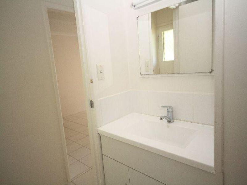 4/20 Mclay Street, Coorparoo QLD 4151