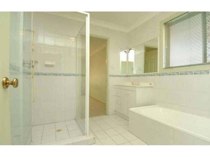 63 Akala Street, Camp Hill QLD 4152