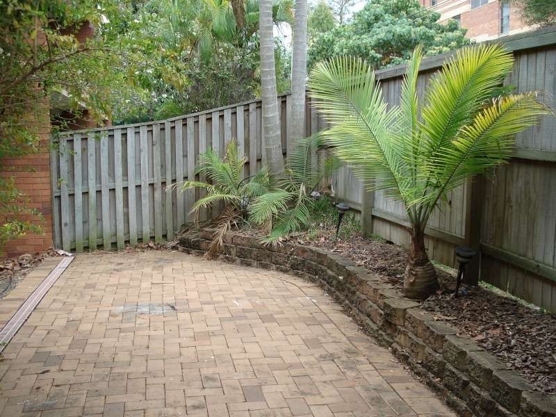 1/42 Bayliss Street, Toowong QLD 4066