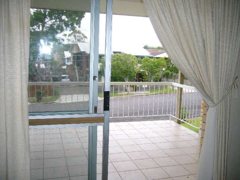 1/32 Woodhill Avenue (1/29 Beet) n/a, Coorparoo QLD 4151