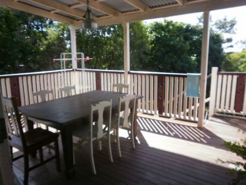 90 City View Road, Camp Hill QLD 4152