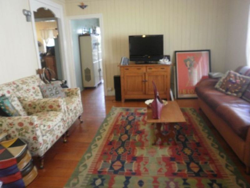 90 City View Road, Camp Hill QLD 4152