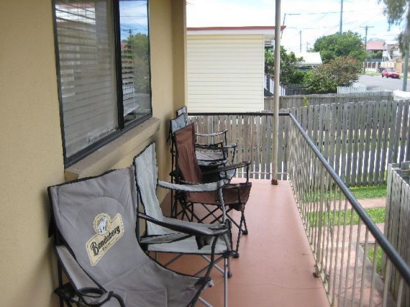 1/30 Ninth Avenue, Coorparoo QLD 4151