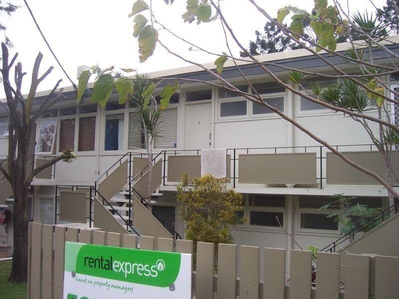 2/35 Windsor Road, Red Hill QLD 4059