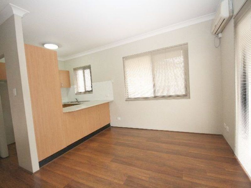 5/8 Kitchener Street, Coorparoo QLD 4151