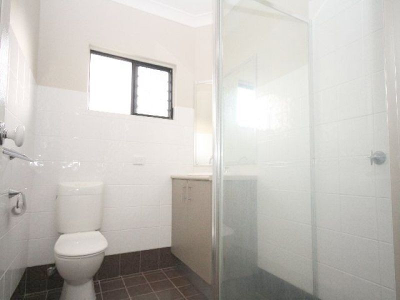 5/8 Kitchener Street, Coorparoo QLD 4151