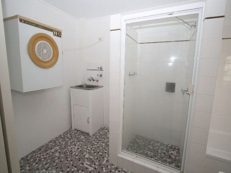 4/70 Mclay Street, Coorparoo QLD 4151