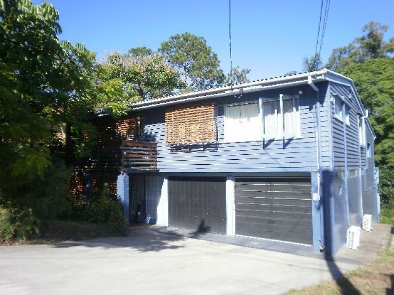 15 Grunert Street, Holland Park QLD 4121