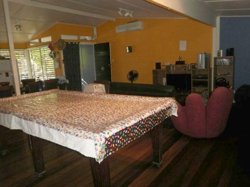 15 Grunert Street, Holland Park QLD 4121