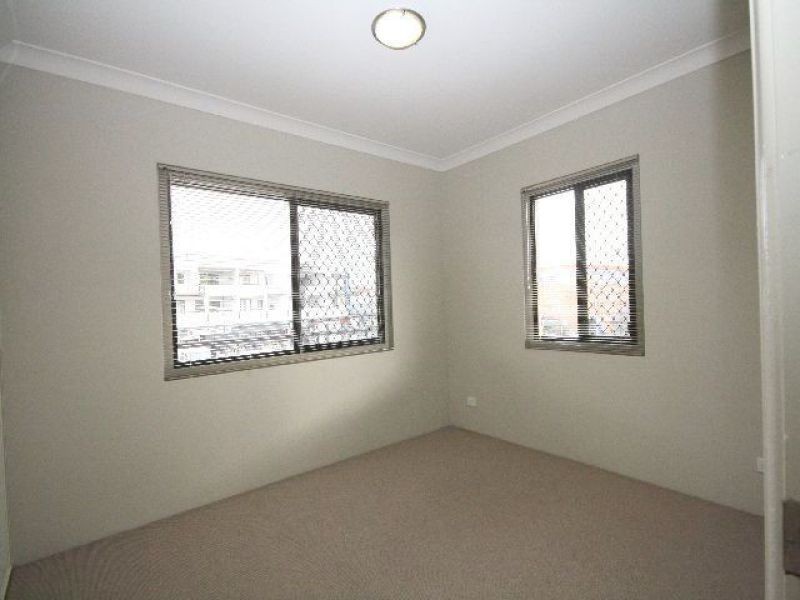 4, 8 Kitchener Street, Coorparoo QLD 4151