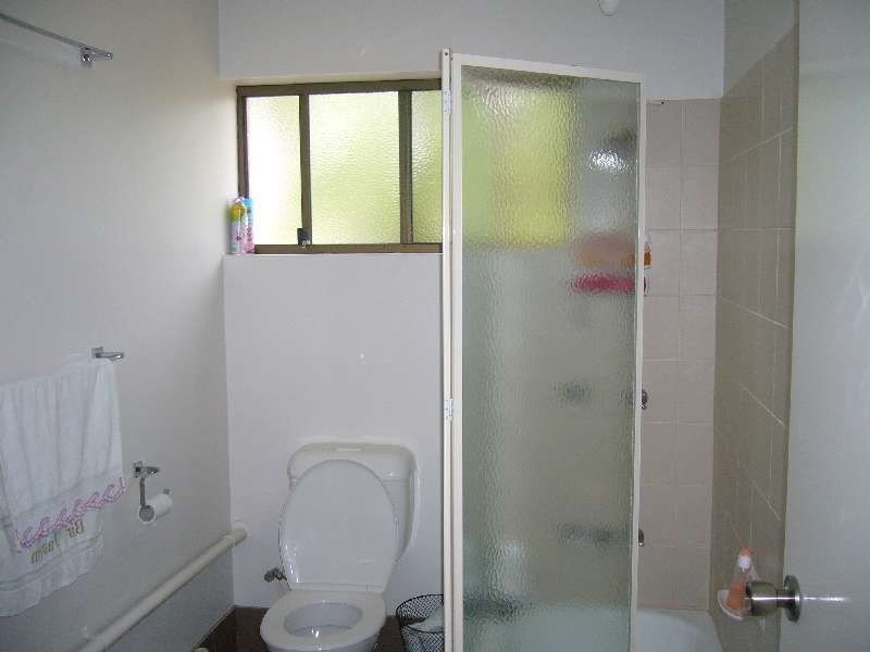 2/5 Mount Street, Greenslopes QLD 4120