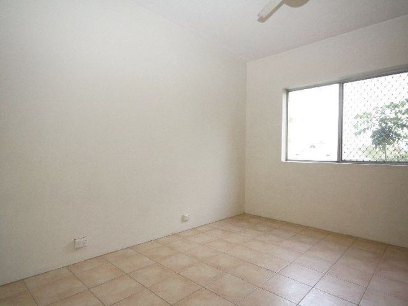 1/277 Cavendish Road, Coorparoo QLD 4151