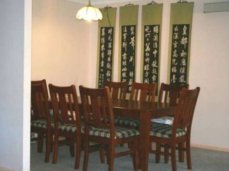 88 Greenford Street, Chapel Hill QLD 4069