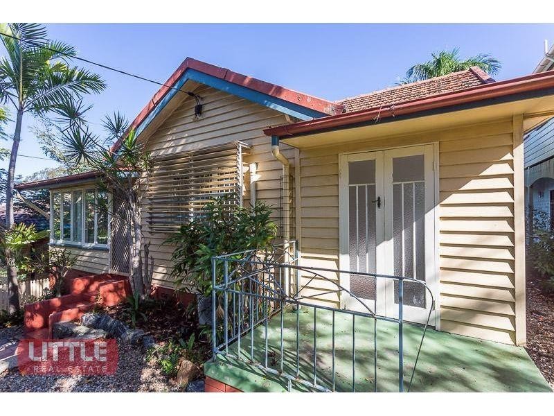 22 Oakwal Terrace, Windsor QLD 4030
