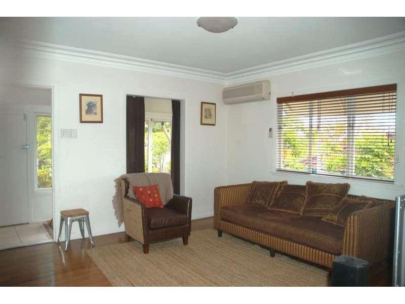 22 Oakwal Terrace, Windsor QLD 4030