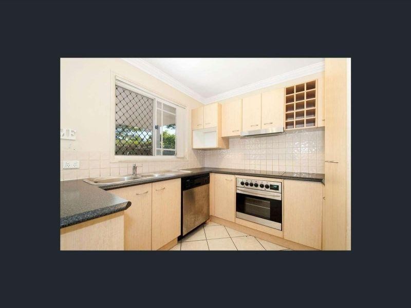 4/125 Allen Street, Hamilton QLD 4007