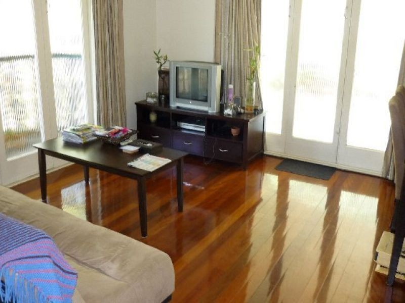 1/162 Harold Street, Holland Park QLD 4121