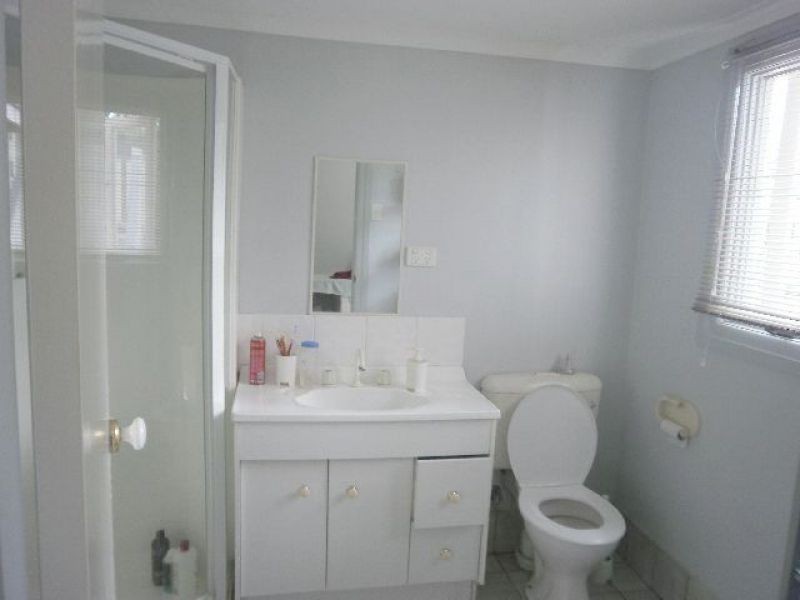 12 Lloyd Street, Camp Hill QLD 4152