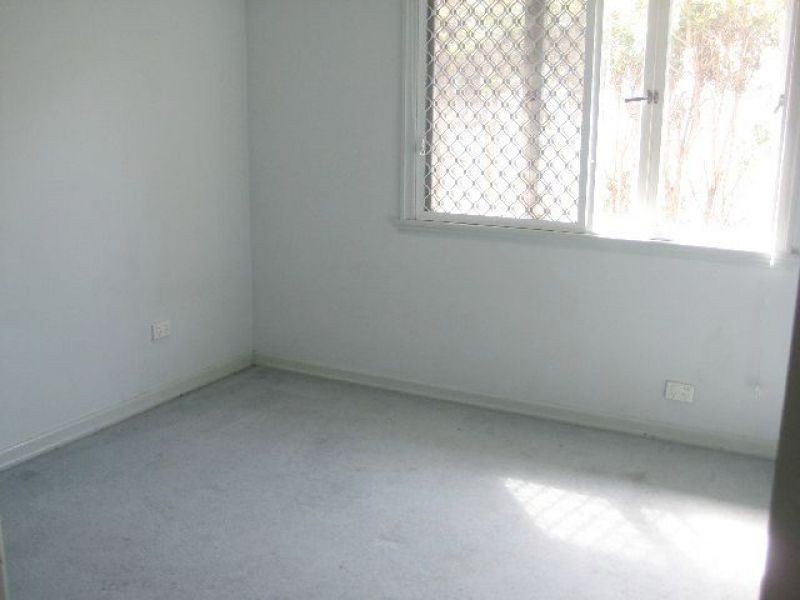 12 Lloyd Street, Camp Hill QLD 4152