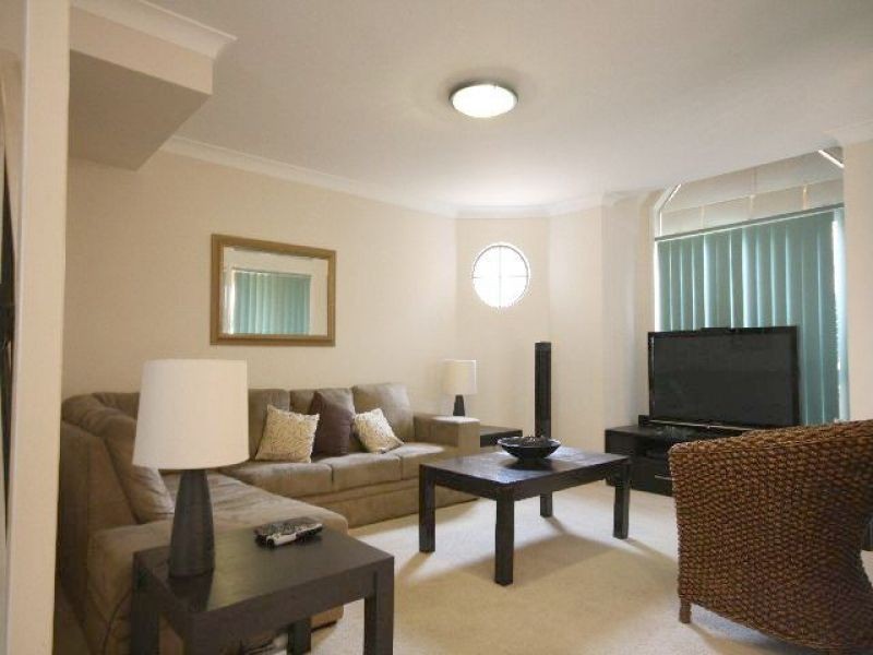 2/9 Mons Road, Carina Heights QLD 4152