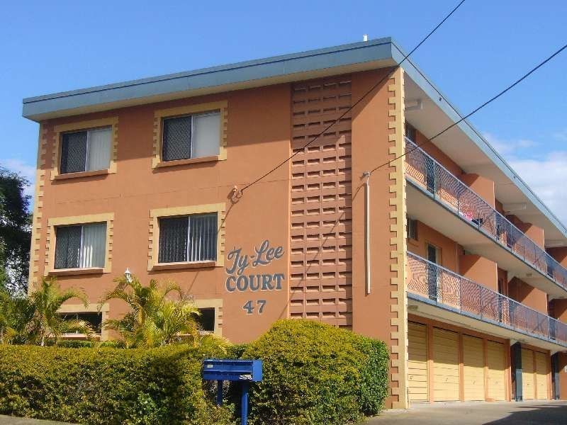 1/47 Rolle Street, Holland Park West QLD 4121