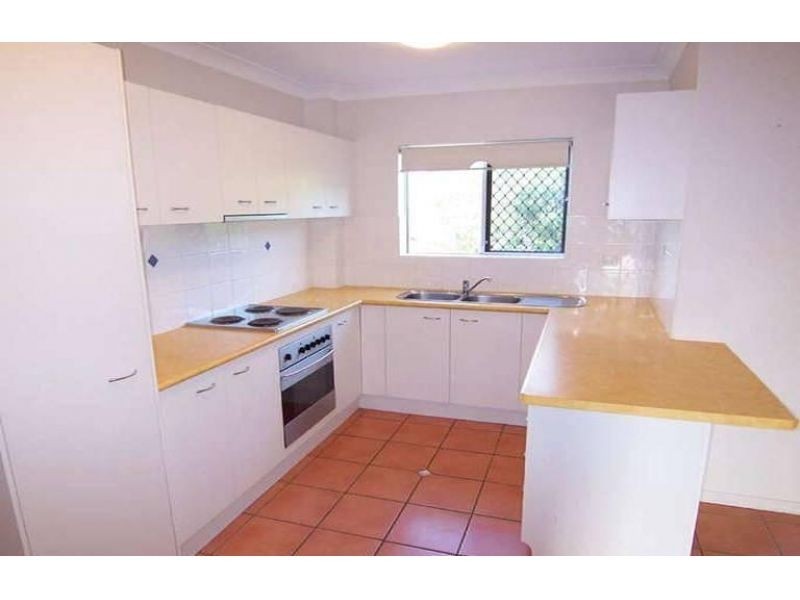 1/47 Rolle Street, Holland Park West QLD 4121