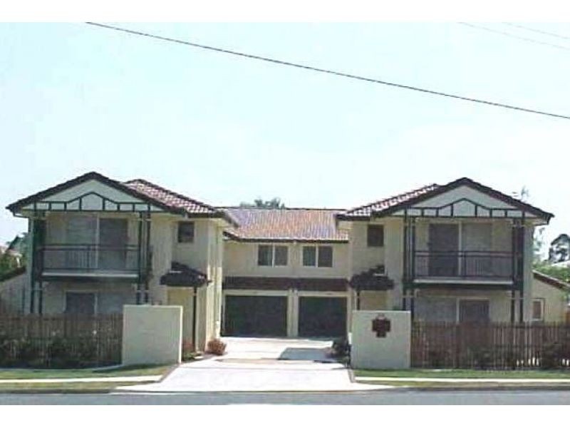 2, 24 Coyne Street, Sherwood QLD 4075