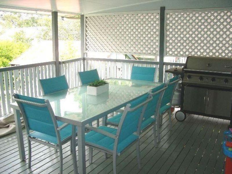 24 Nicholson Street, Greenslopes QLD 4120